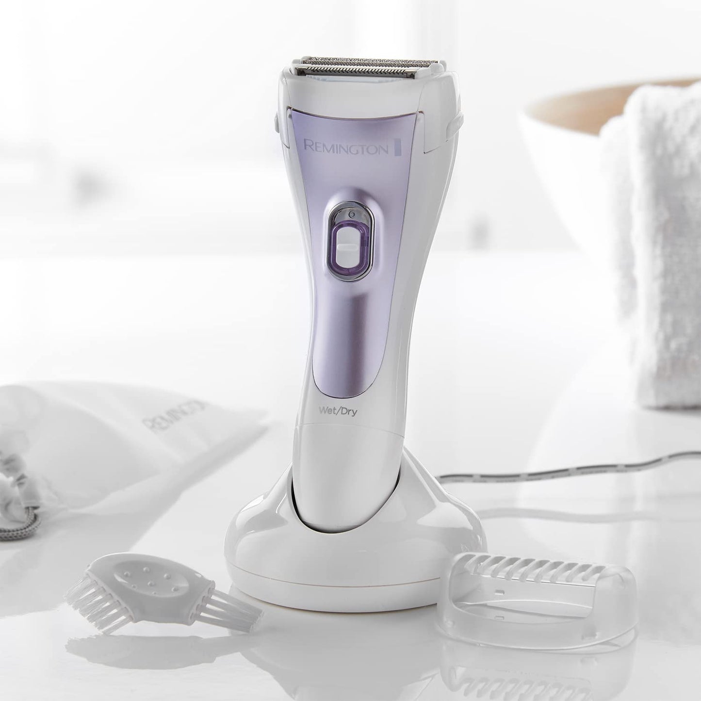 Remington Cordless Electric Lady Shaver for Women (Rechargeable, 30 Minute Usage, Wet & Dry, Showerproof, Moisturising Strip with Aloe Vera, Bikini Attachment, Storage Pouch, Cleaning Brush) WDF4840